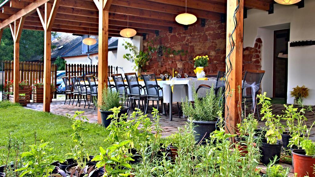 Excalibur A Restaurace Moravská Třebová