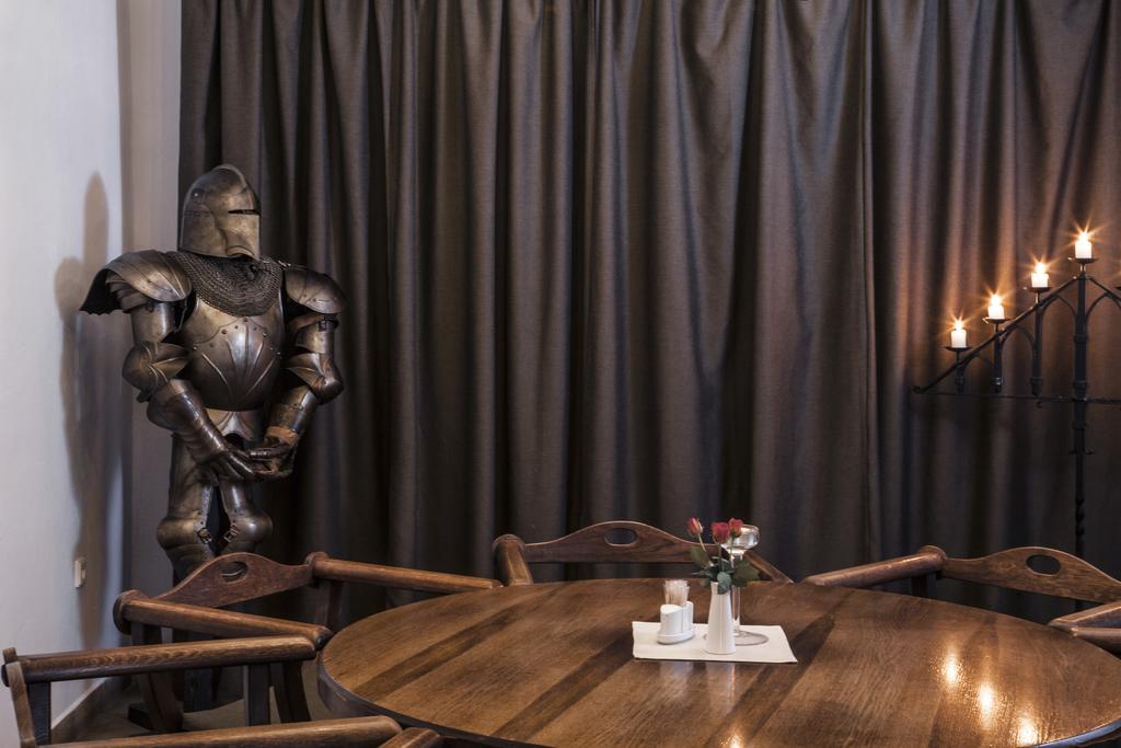Excalibur A Restaurace Penzion