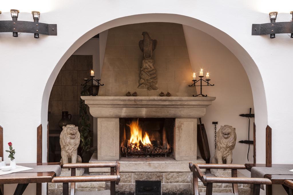 Excalibur A Restaurace Penzion